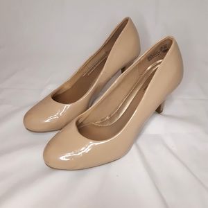 Beige Classic Work Heels Comfort Plus